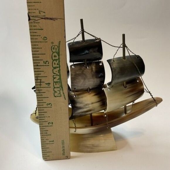 Vintage Handmade Horn Sailing Ship Nautical Boat Carved Horn Library 7"X7" - Picture 2 of 12